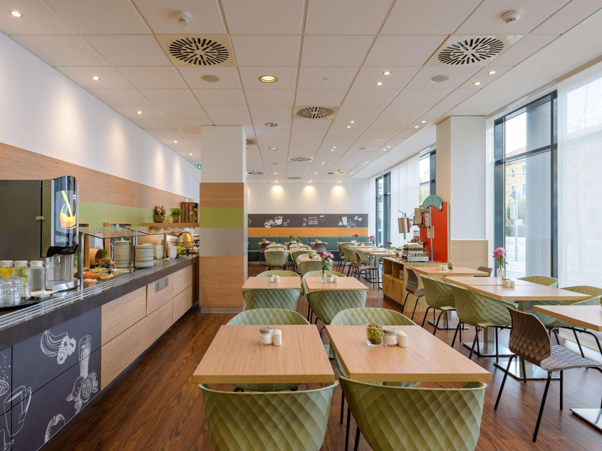 Ibis Heilbronn City Exterior foto