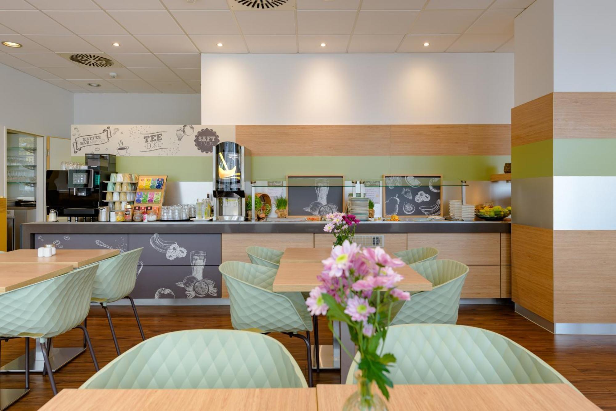 Ibis Heilbronn City Exterior foto